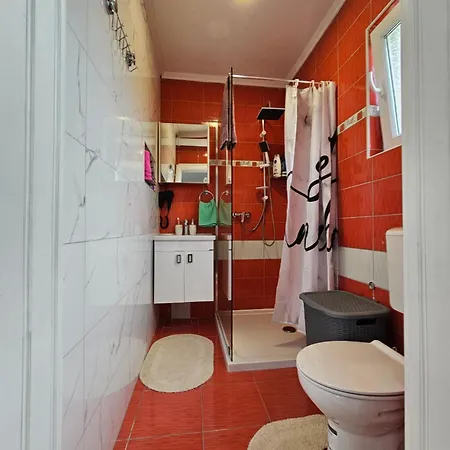 On The Way Apartment *